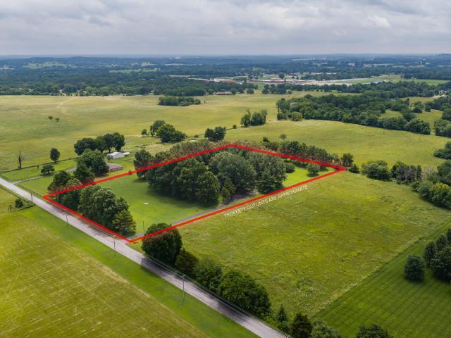 House for sale in Bolivar, Missouri