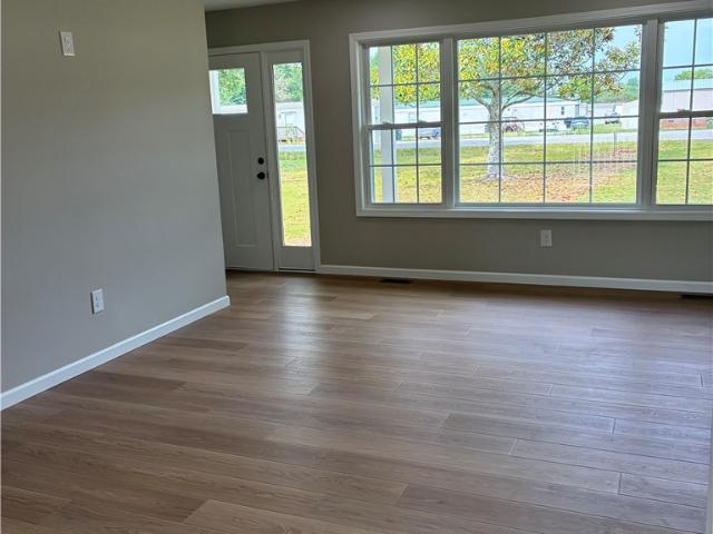 House for sale in West Union, South Carolina