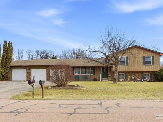 House for sale in Somonauk, Illinois