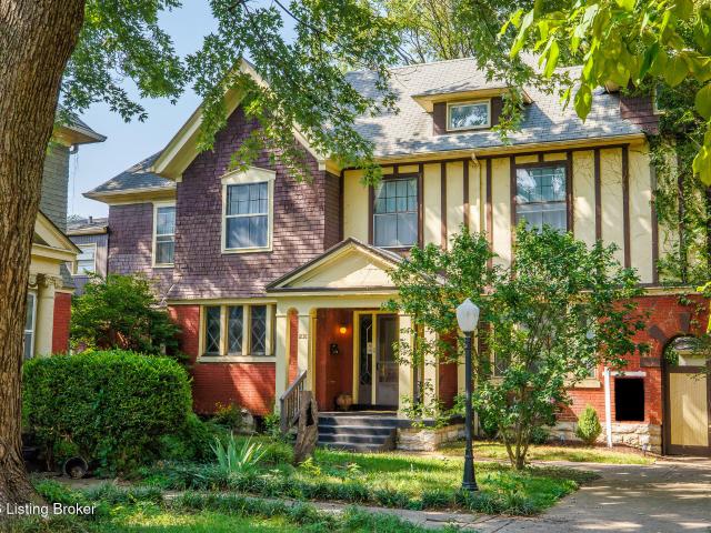 House for sale in Louisville, Jefferson County