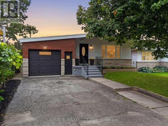 House for sale in Ellwood, Ottawa
