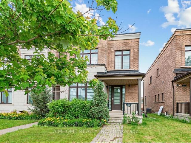 Townhouse for sale in Woburn, Ontario