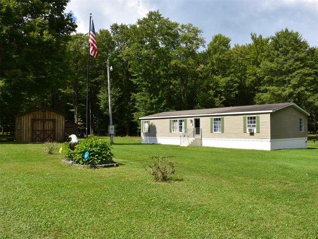 House for sale in Conneautville, Crawford County