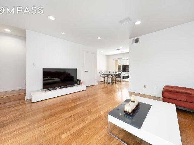 Condo for sale in Santa Monica