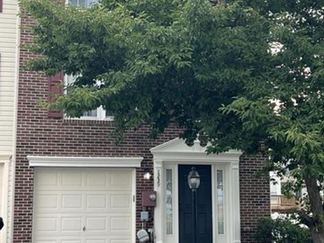 Townhouse for sale in Kearneysville, West Virginia