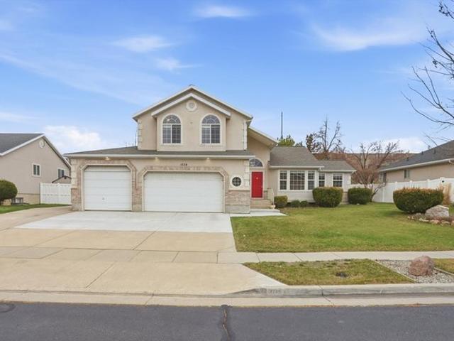 House for sale in Murray, Utah