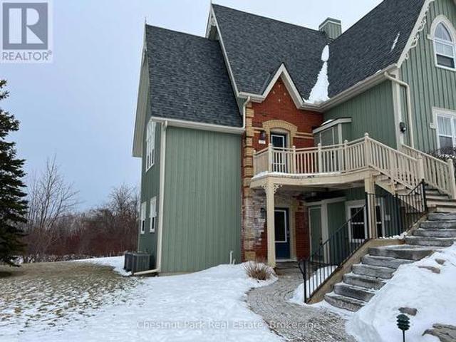 Townhouse for rent in The Blue Mountains, Southwestern Ontario