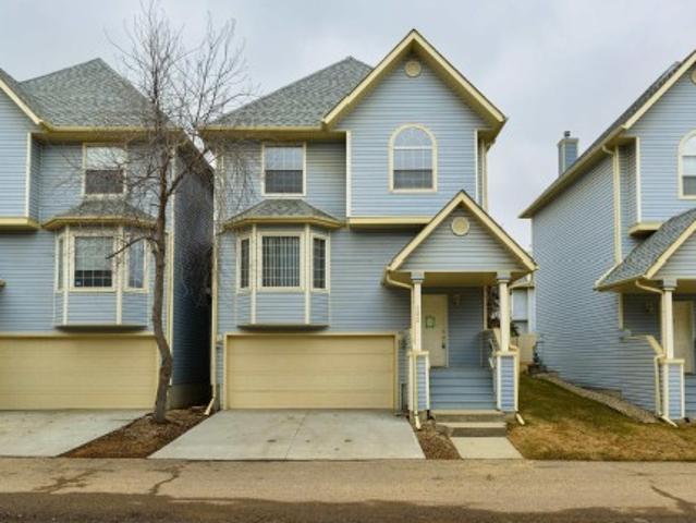 Townhouse for sale in Wedgewood, Alberta