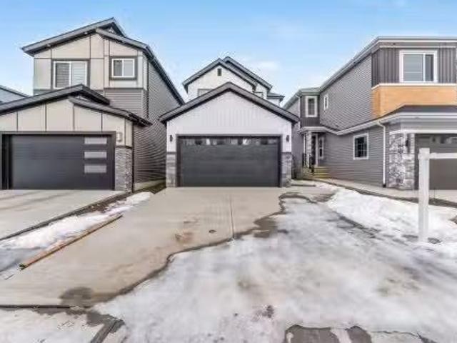 House for sale in Wedgewood, Alberta