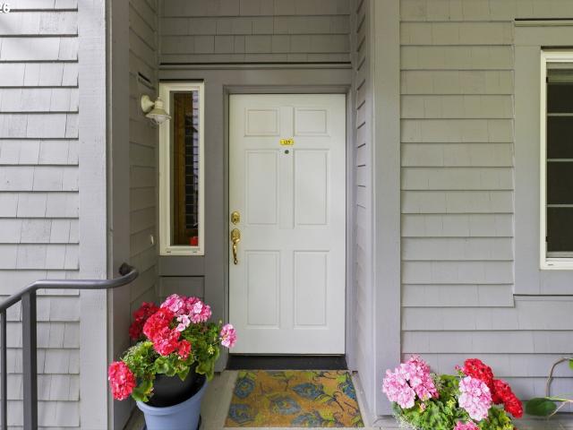 Condo for sale in Oregonia