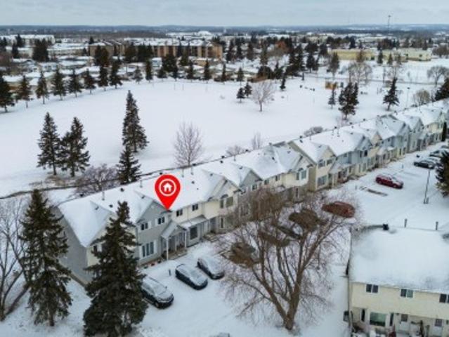Townhouse for sale in Stony Plain, Alberta