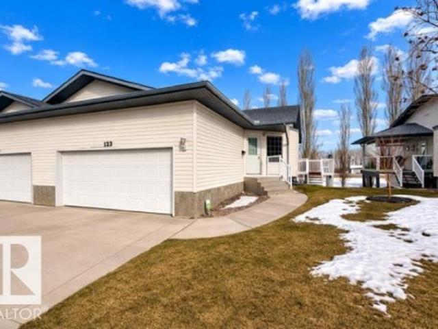 Duplex for sale in Wetaskiwin, Alberta
