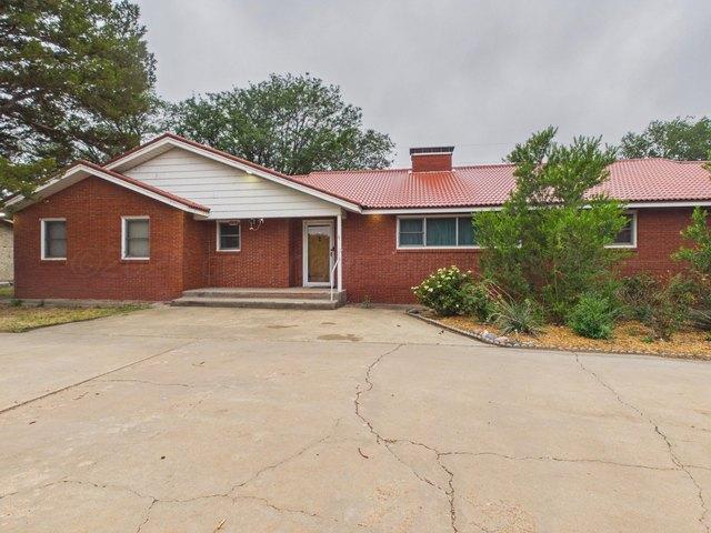 House for sale in Dumas, Texas