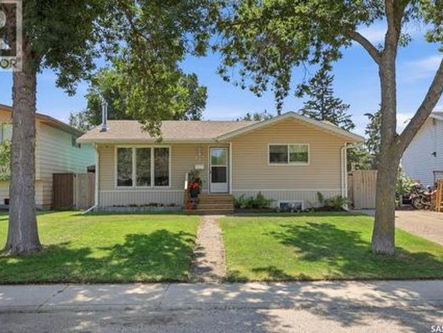 House for sale in Saskatoon, Saskatchewan