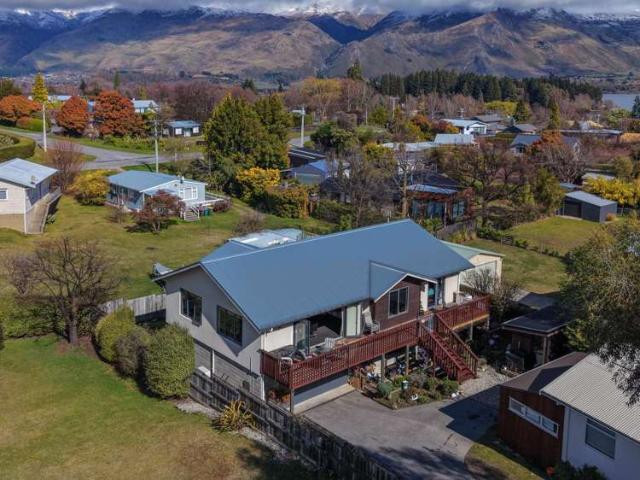 House for sale in Otakou