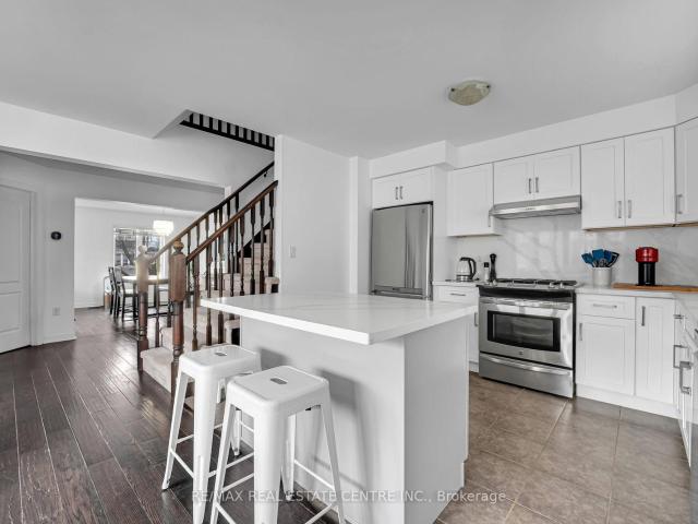 Townhouse for sale in Woburn, Ontario