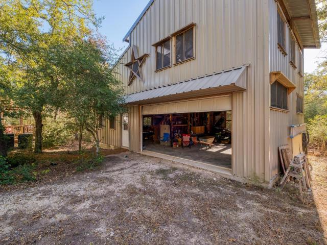 House for sale in Luling, Texas