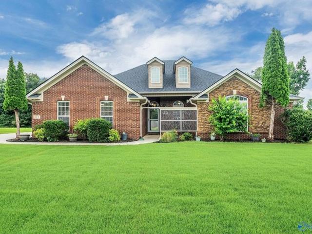 House for sale in New Market, Alabama