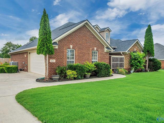 House for sale in New Market, Alabama
