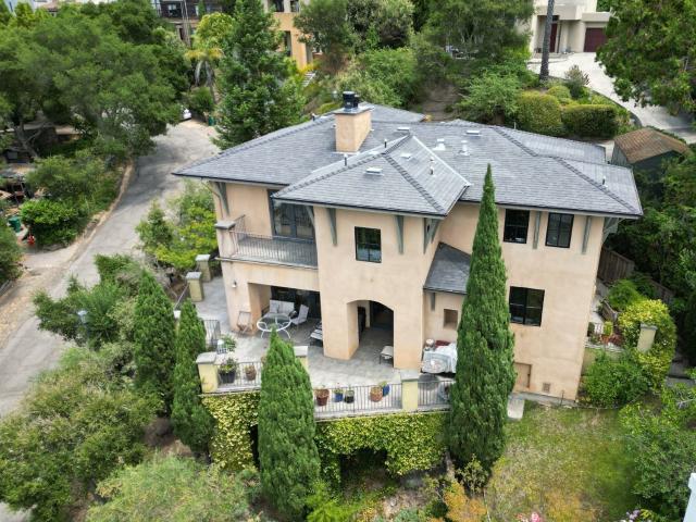 Apartment for rent in Oakland