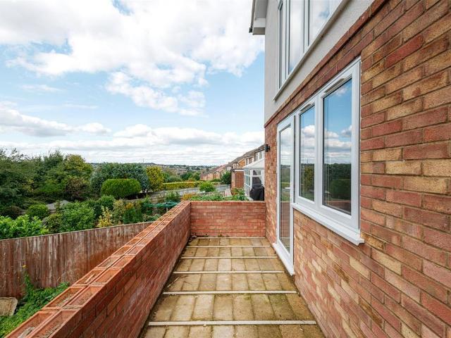 Apartment for rent in Daws Hill, Cressex