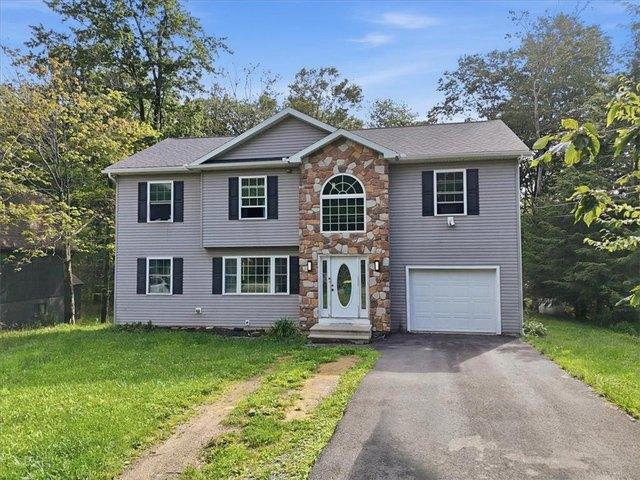 House for sale in Cresco, Pennsylvania