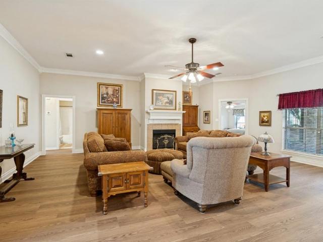 House for sale in Cedar Hill, Dallas County