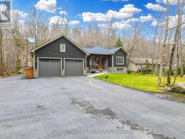 House for sale in Tiny, Ontario