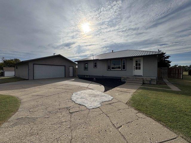 House for sale in Ness City, Ness County