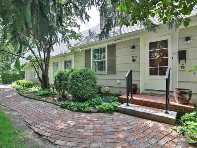 House for sale in Worthington, Ohio
