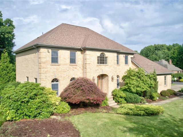 House for sale in Venetia, Pennsylvania