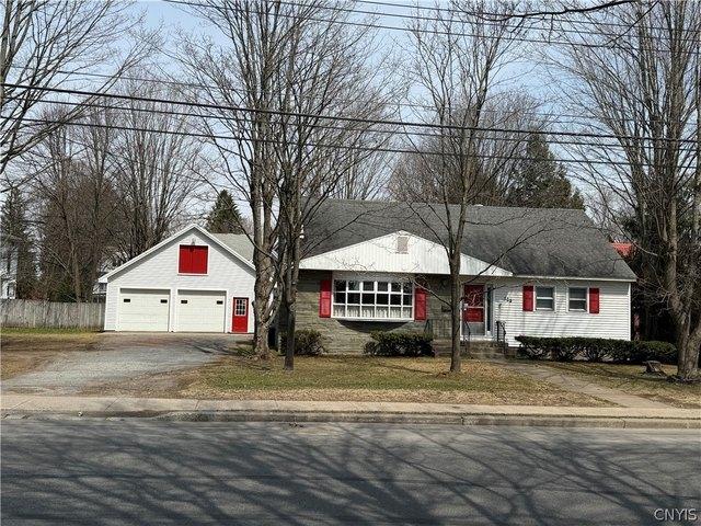 House for sale in Oneida, New York