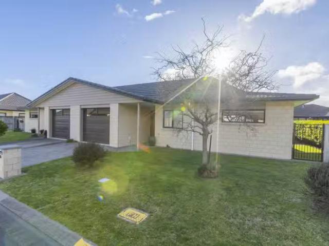House for sale in Paraparaumu, Wellington