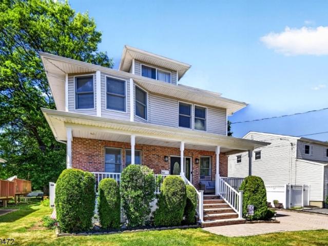 House for sale in Clark, New Jersey
