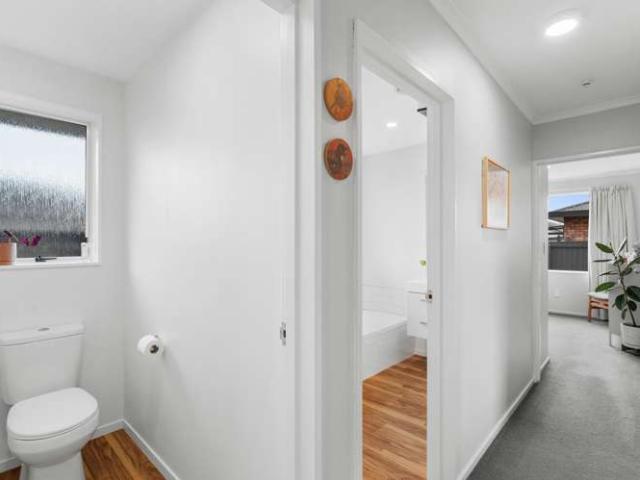 House for sale in Chaslands, Canterbury