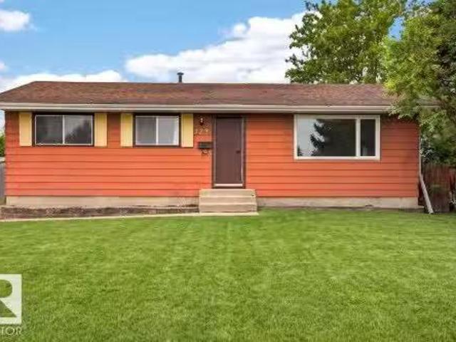 House for sale in Morinville, Alberta