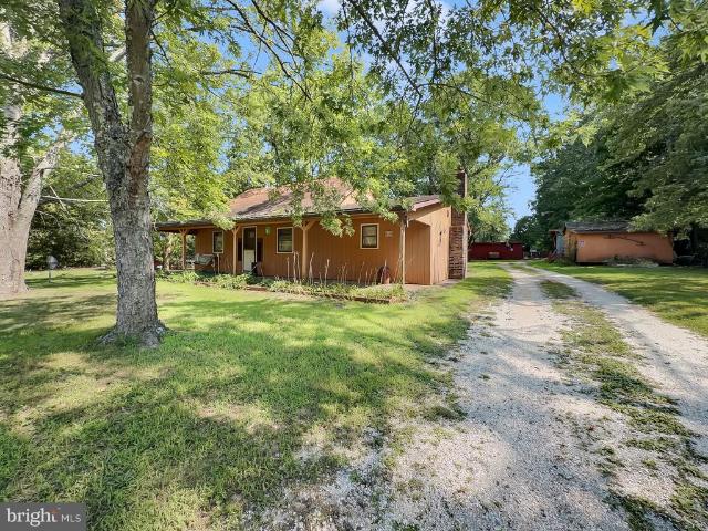 House for sale in Delmont, New Jersey