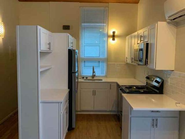 Apartment for rent in Lake Oswego, Oregon