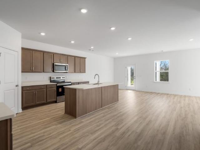 House for sale in White Bluff, Middle Tennessee
