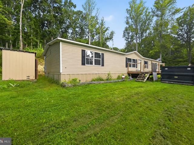 House for sale in Hardy, West Virginia