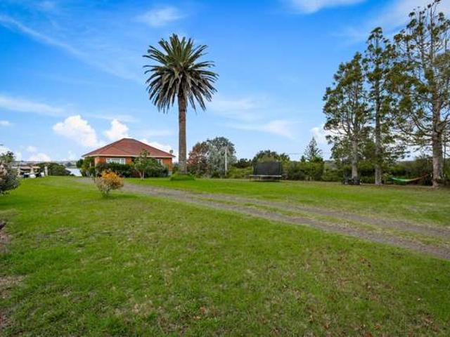 House for sale in Paremoremo