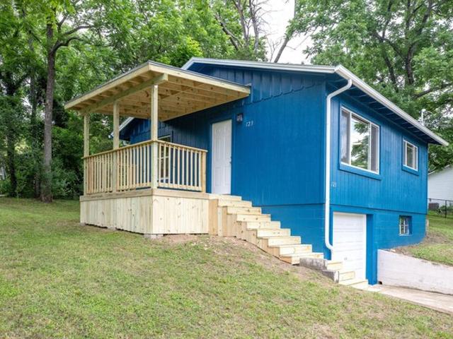 House for sale in Forsyth, Missouri
