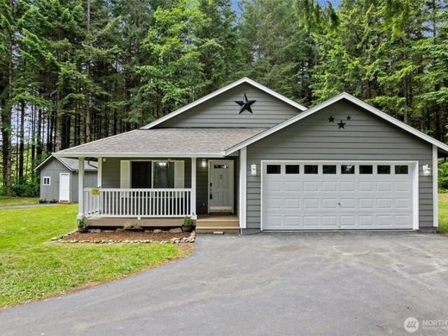 House for sale in Winlock, Washington