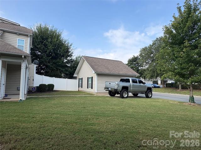 Townhouse for sale in Mooresville, Iredell County