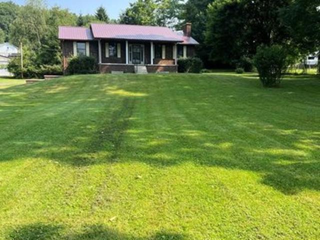 House for sale in Cool Ridge, West Virginia