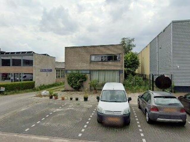 Bedrijfspand te huur in Diemen-Zuid, Diemen