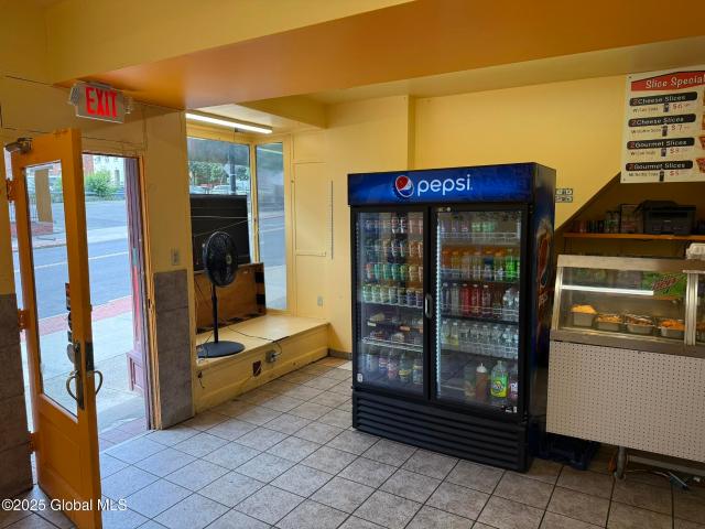 Commercial for sale in Albany Commercial for sale in Albany