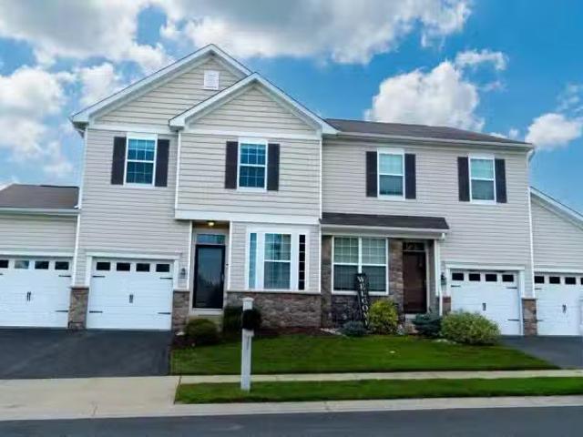 House for sale in Middletown House for sale in Middletown