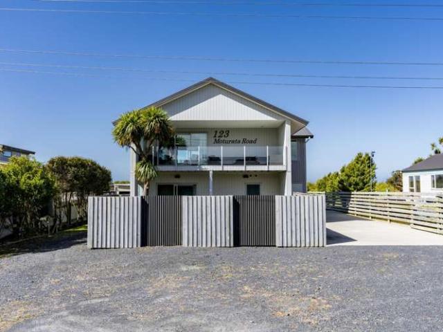 House for sale in Taieri Beach, Taieri Mouth