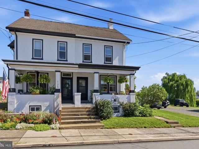 Townhouse for sale in Bally, Pennsylvania